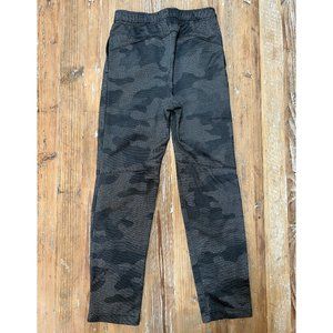 Old Navy Boys Active Go-Dry Track Pants in Black Camo